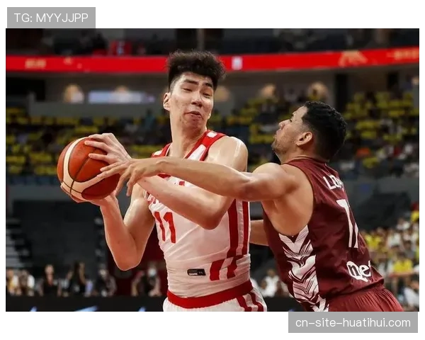 中国男篮尝试不同内外线搭配 追求流畅进攻效果