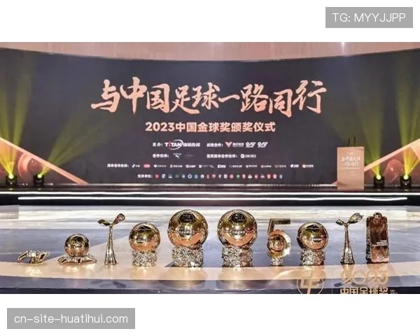 成都蓉城对武汉三镇交锋回顾,拜合拉木年轻冲击力与经验积累 成都蓉城对武汉三镇交锋回顾,拜合拉木年轻冲击力与经验积累